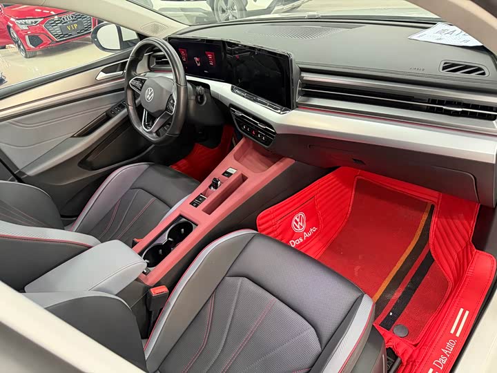 Фото 22 - Volkswagen Lamando L