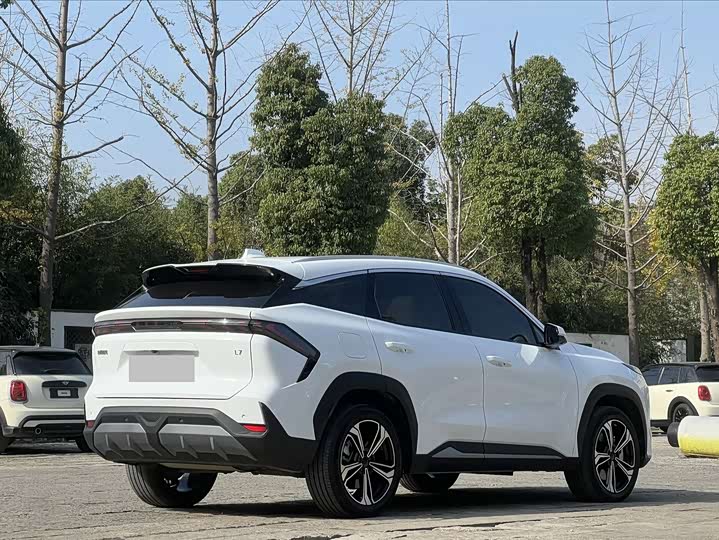 Фото 6 - Geely Galaxy L7