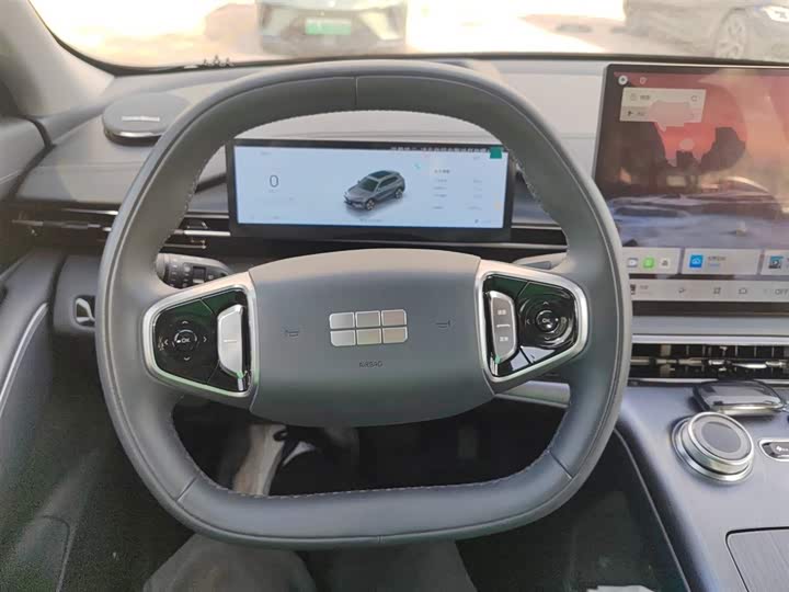 Фото 11 - Geely Galaxy E5