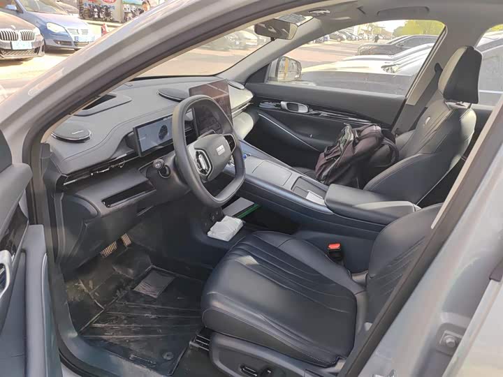 Фото 16 - Geely Galaxy E5