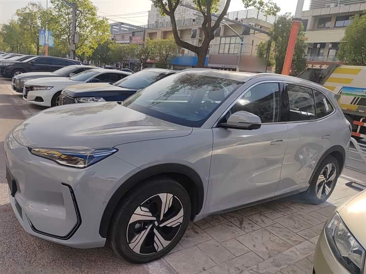 Фото 5 - Geely Galaxy E5