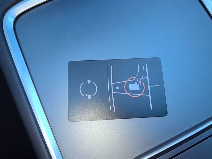 Фото 9 - Tesla Model Y