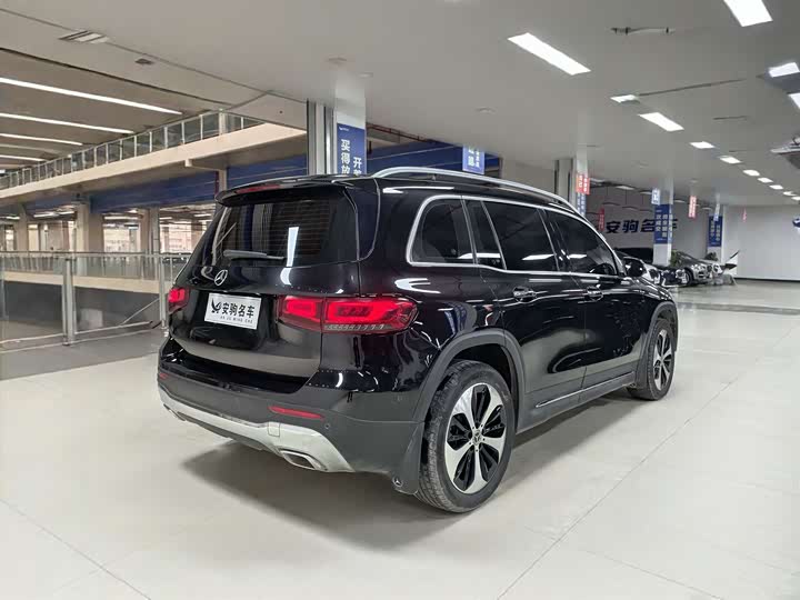 Фото 4 - Mercedes-Benz GLB-Class