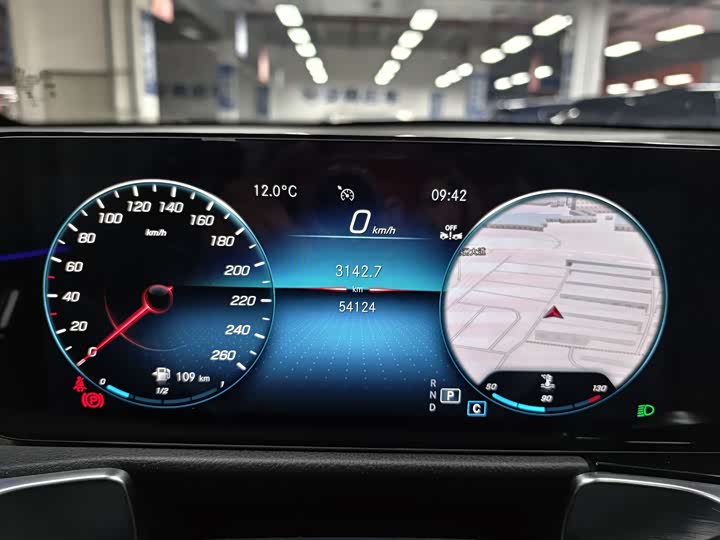 Фото 7 - Mercedes-Benz GLB-Class