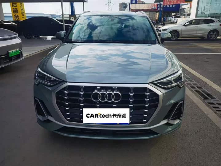 Фото 2 - Audi Q3