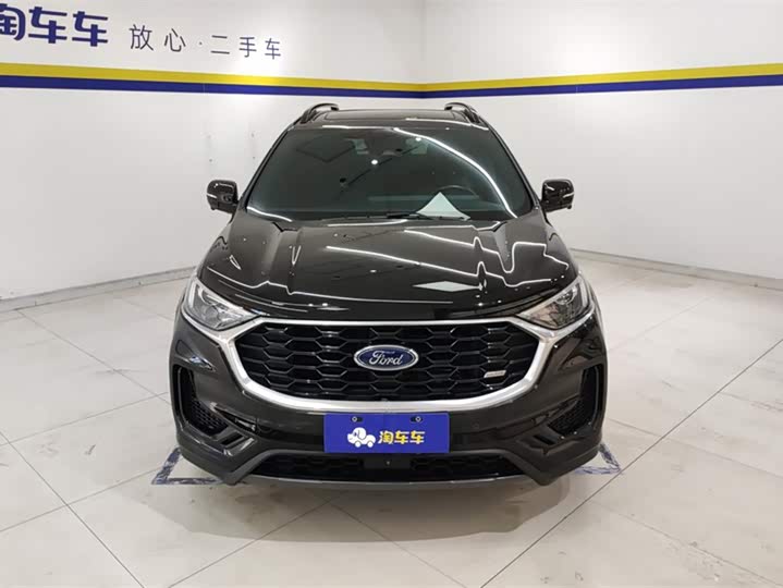 Фото 2 - Ford Edge