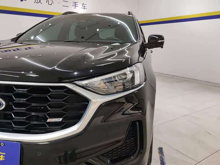 Фото 5 - Ford Edge