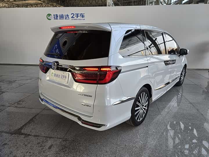 Фото 2 - Honda Elysion