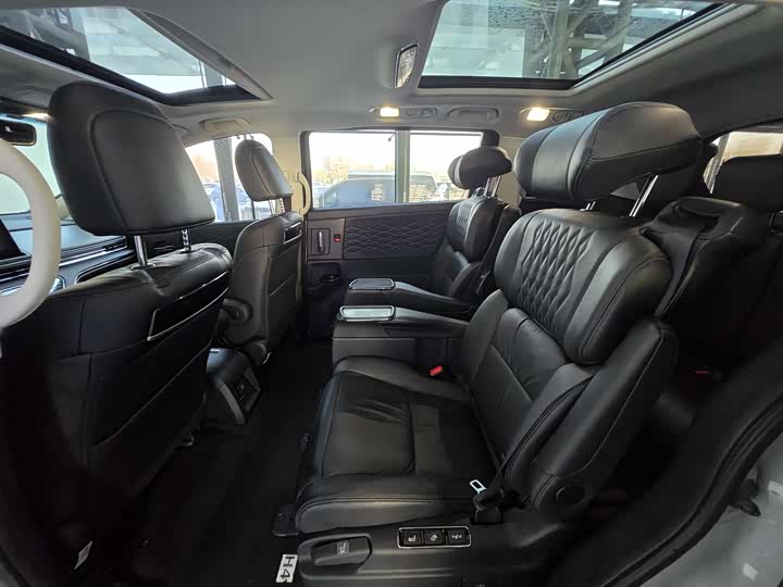 Фото 29 - Honda Elysion