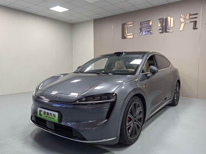 Фото 2 - Luxeed R7