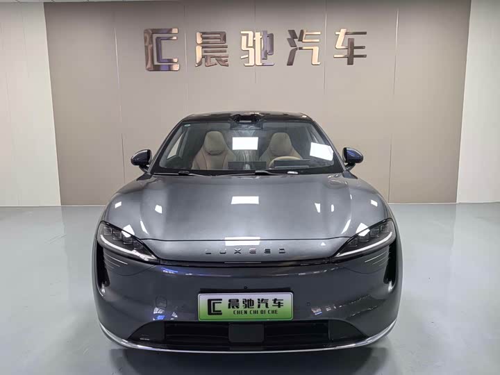 Фото 3 - Luxeed R7