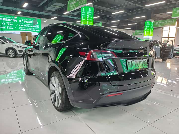 Фото 7 - Tesla Model Y