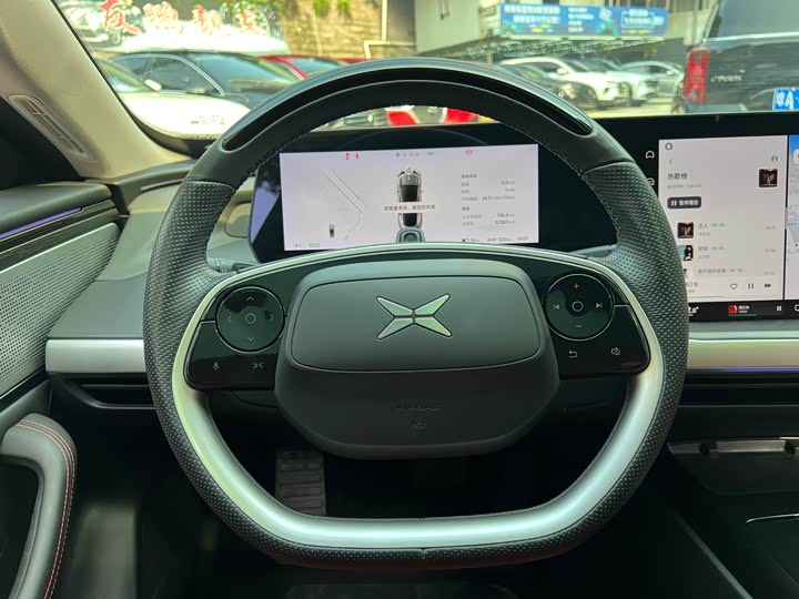 Фото 14 - XPeng P7