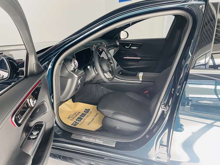 Фото 6 - Mercedes-Benz C-Class