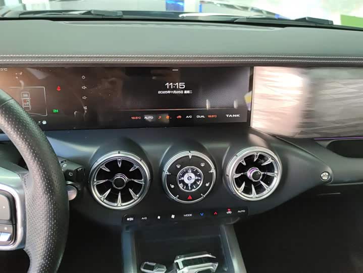 Фото 13 - Tank 300