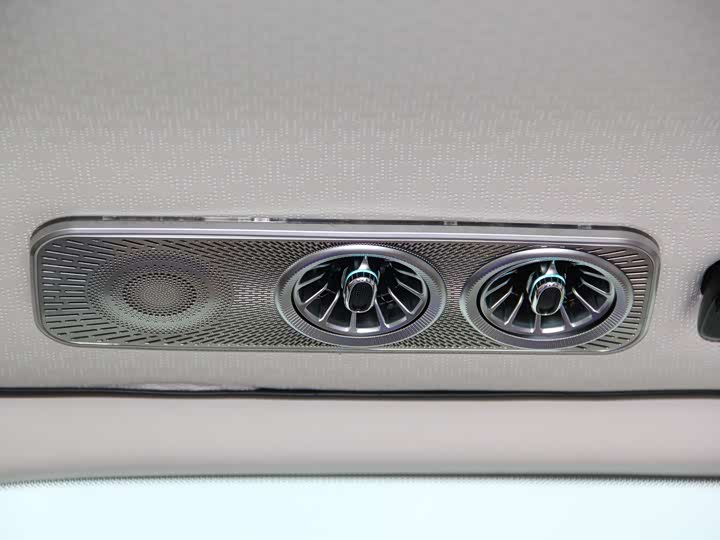 Фото 17 - Mercedes-Benz Vito