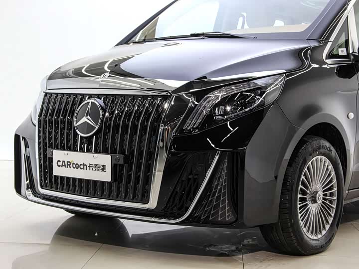 Фото 24 - Mercedes-Benz Vito