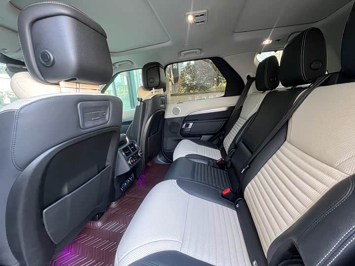 Фото 13 - Land Rover Discovery