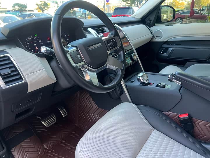 Фото 4 - Land Rover Discovery