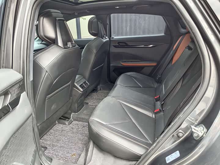 Фото 4 - Changan UNI-V Hybrid