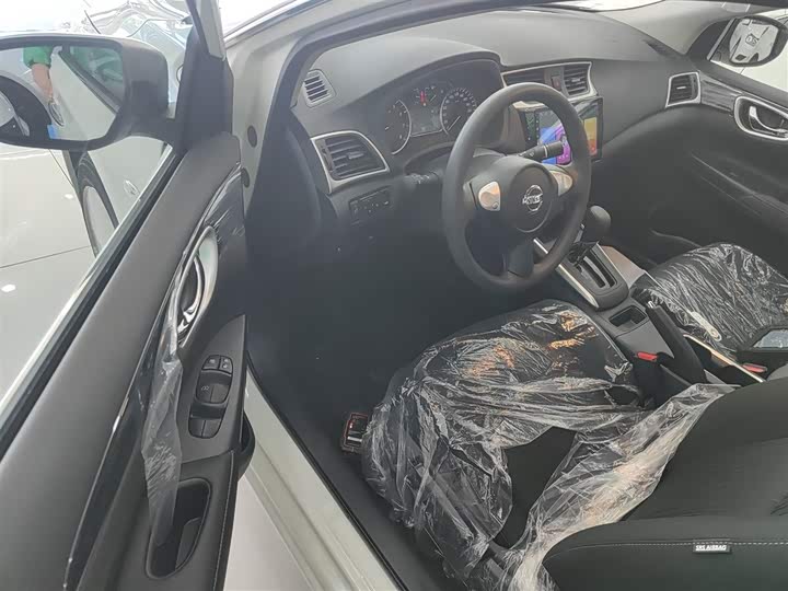 Фото 13 - Nissan Sylphy