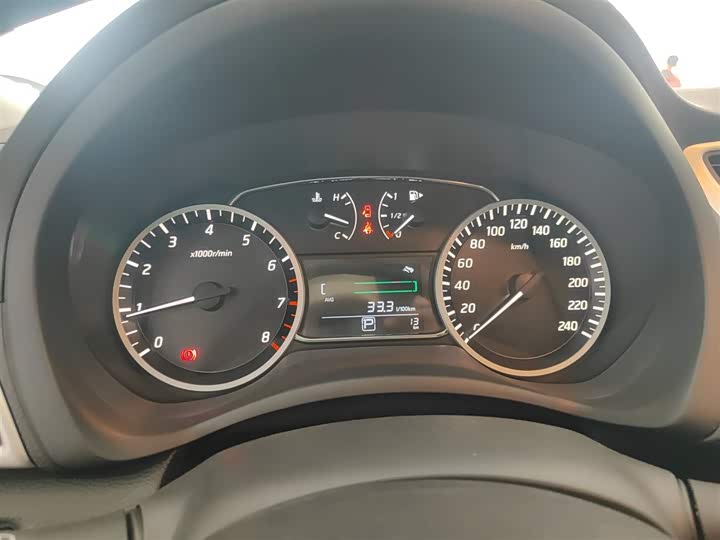 Фото 4 - Nissan Sylphy