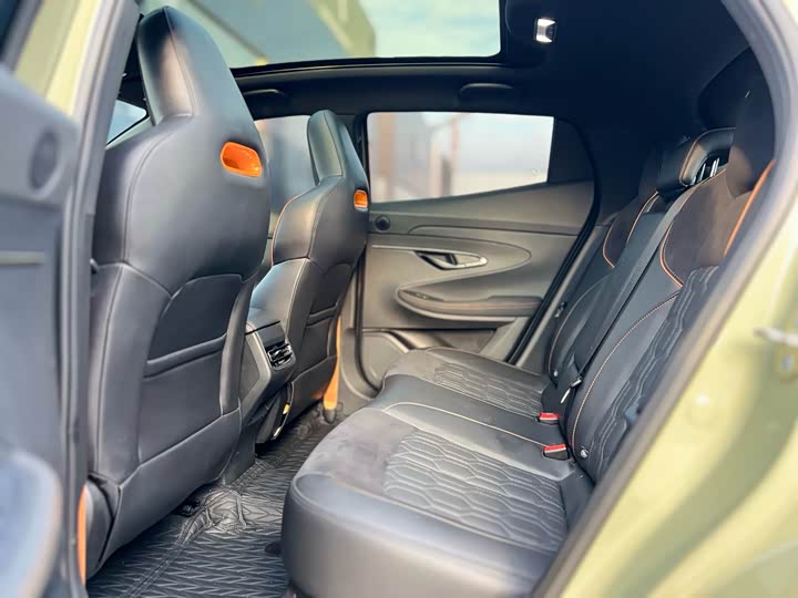 Фото 9 - Changan UNI-T