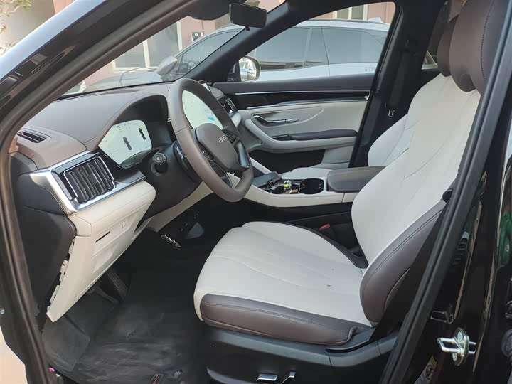 Фото 15 - BYD Song Plus Hybrid/EV