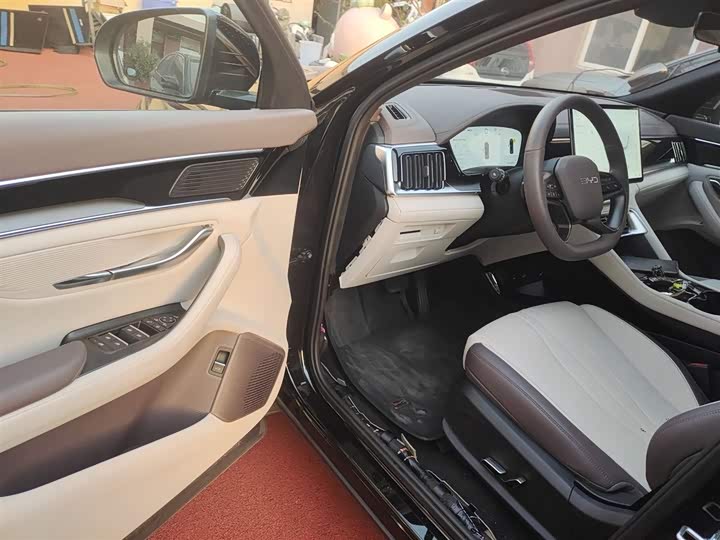 Фото 16 - BYD Song Plus Hybrid/EV