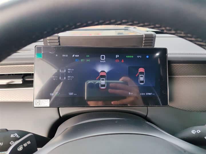 Фото 12 - BYD Qin Plus