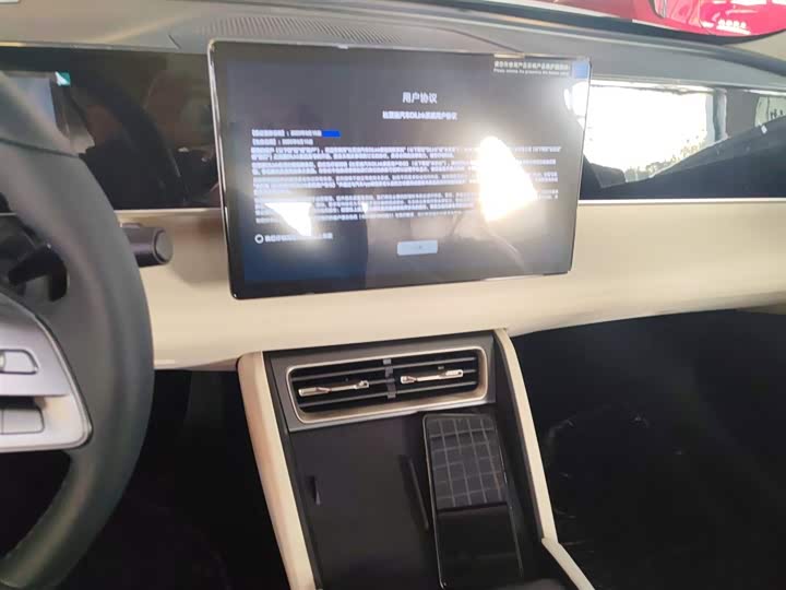 Фото 5 - BYD Qin L