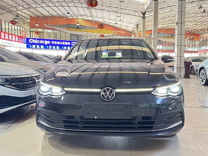 Фото 3 - Volkswagen Golf