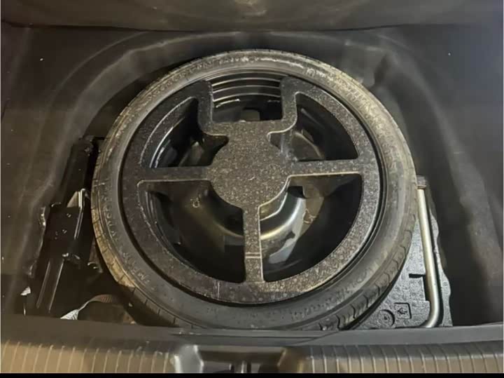 Фото 6 - Volkswagen Golf