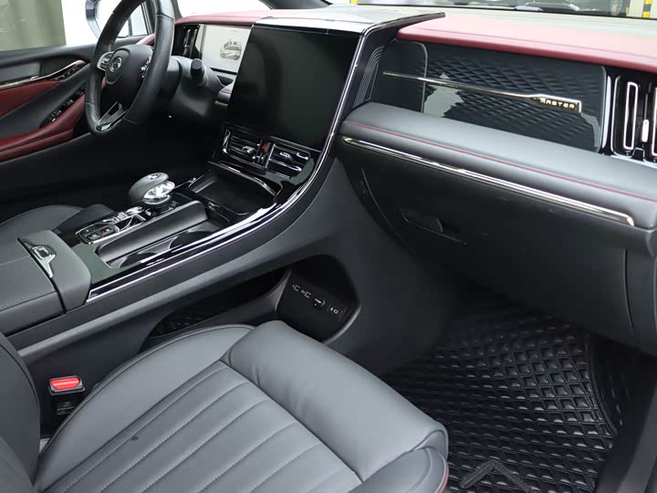 Фото 10 - GAC Trumpchi M8