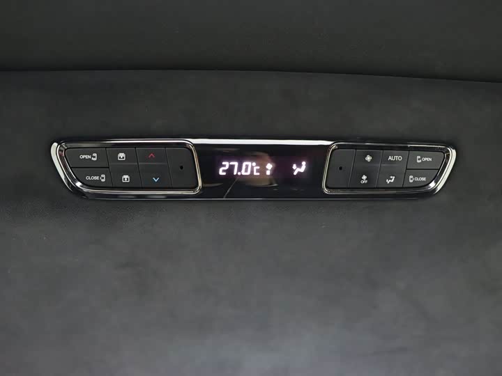 Фото 19 - GAC Trumpchi M8