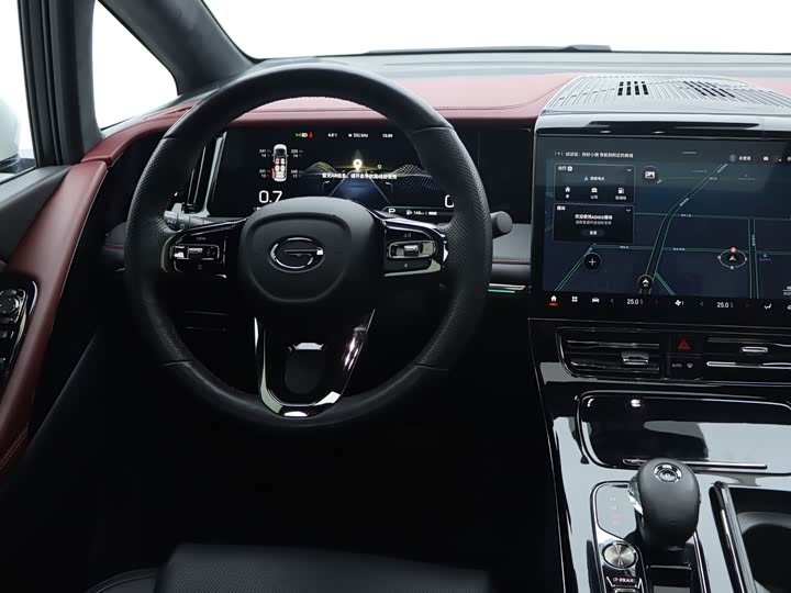 Фото 23 - GAC Trumpchi M8