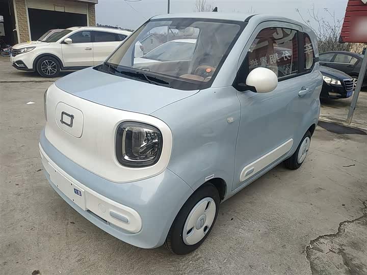 Фото 2 - Bestune Pony