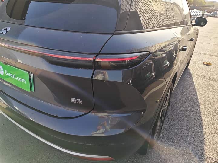 Фото 8 - Nio ES6