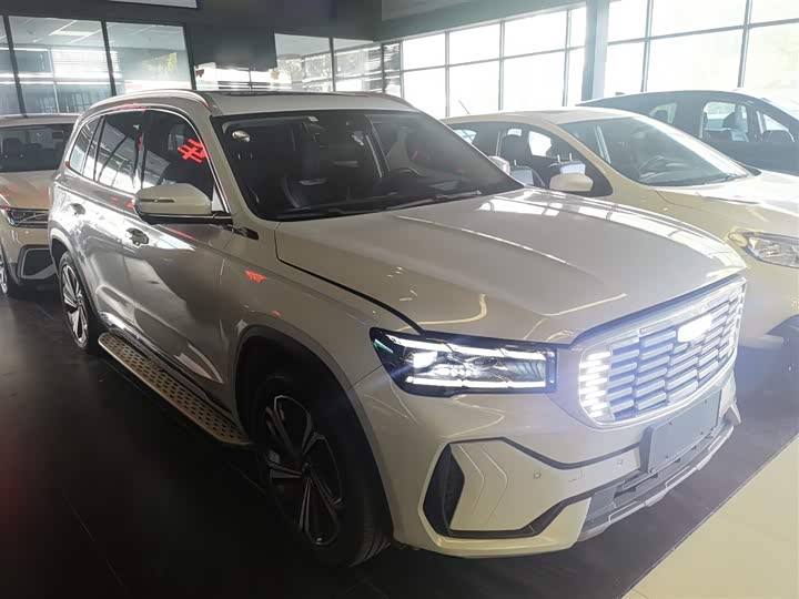 Фото 4 - Geely Monjaro