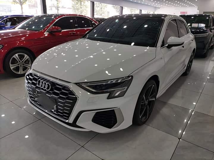 Фото 5 - Audi A3