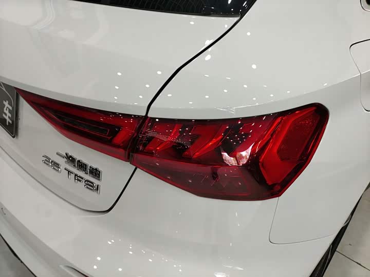 Фото 8 - Audi A3