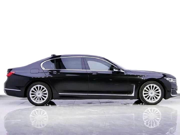 Фото 3 - BMW 7 Series