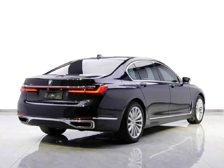 Фото 6 - BMW 7 Series