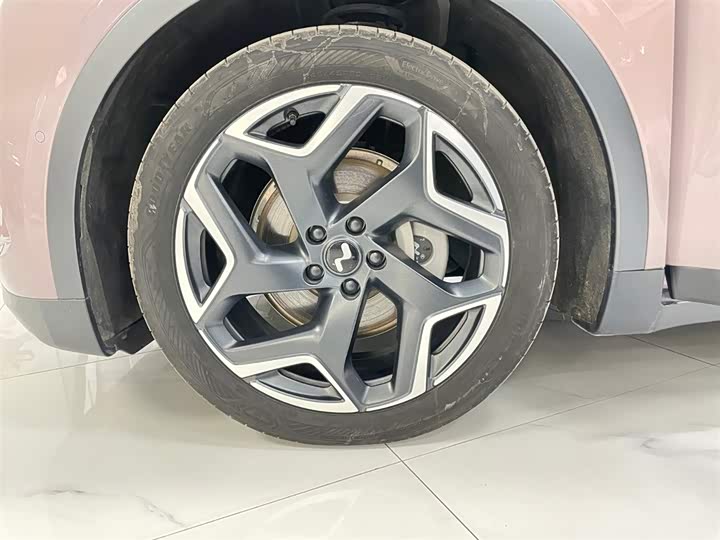 Фото 13 - Nio Onvo L60