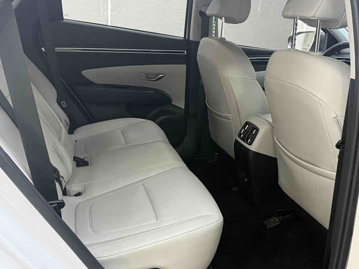 Фото 26 - Hyundai Tucson L