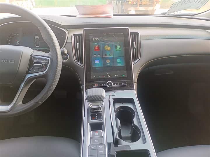 Фото 13 - Roewe i6 Max EV