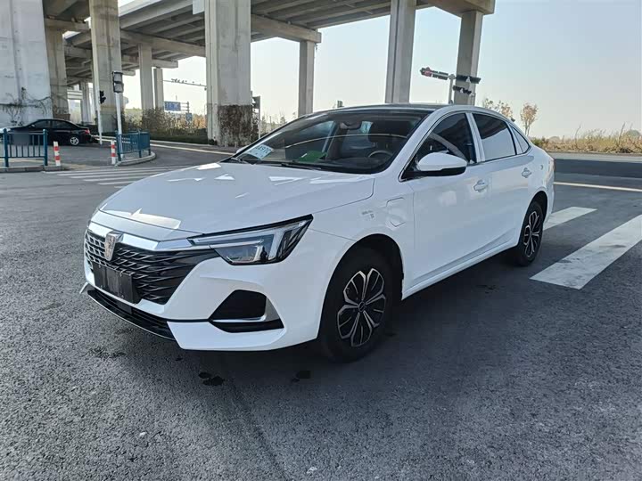 Фото 2 - Roewe i6 Max EV