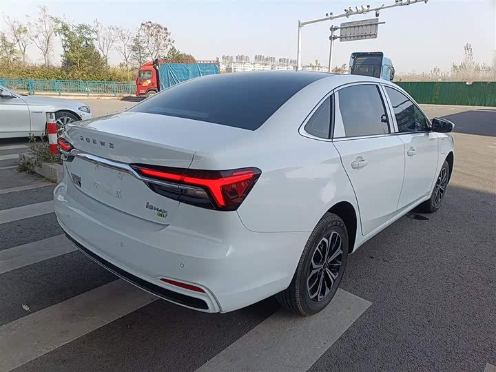 Фото 7 - Roewe i6 Max EV