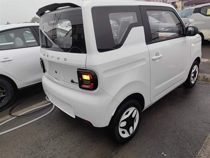 Фото 7 - Geely Galaxy Panda Mini