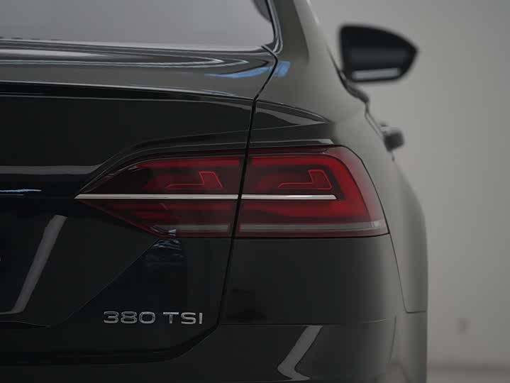 Фото 23 - Volkswagen Phideon